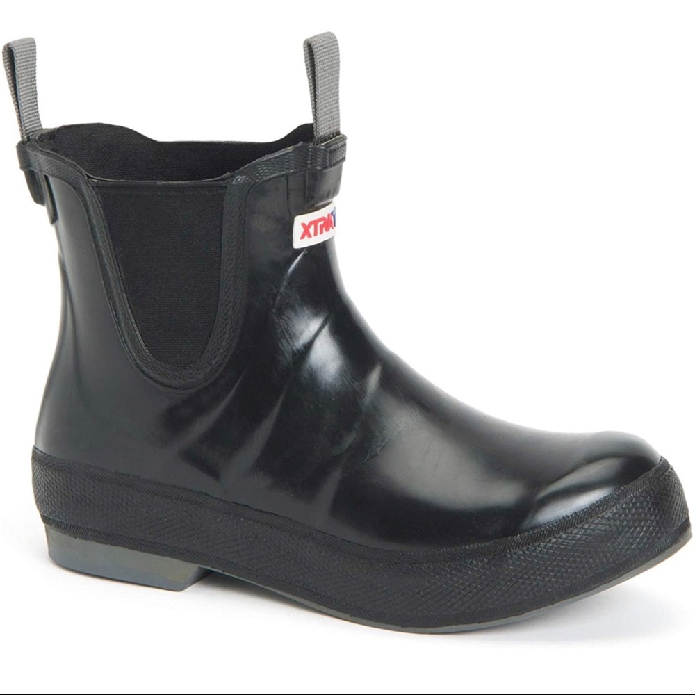 Brand new Xtratuf Legacy boots. Ordered size 9, they came in an 8. Brand new!!